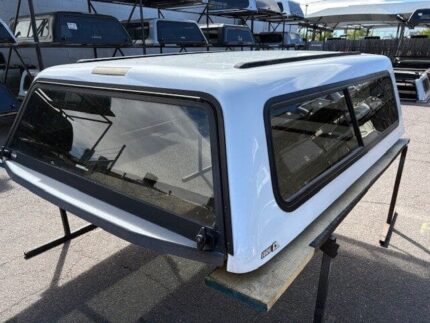 Used Ford F150 Fiberglass Truck Cap – ARE V Series – Pearl White – 2015-2020 6'6" Bed
